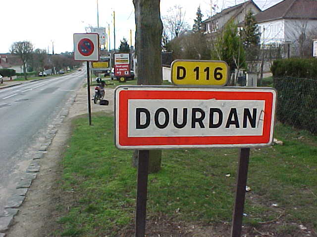 Panneau d'entrée de Dourdan