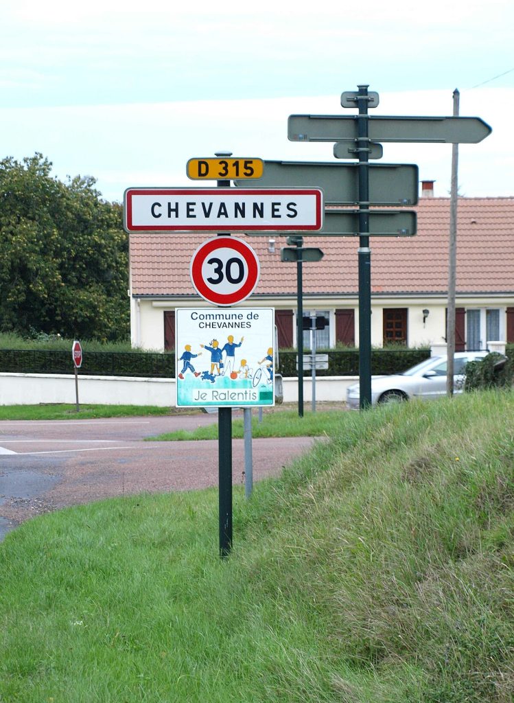 Panneau d'entrée de Chevannes