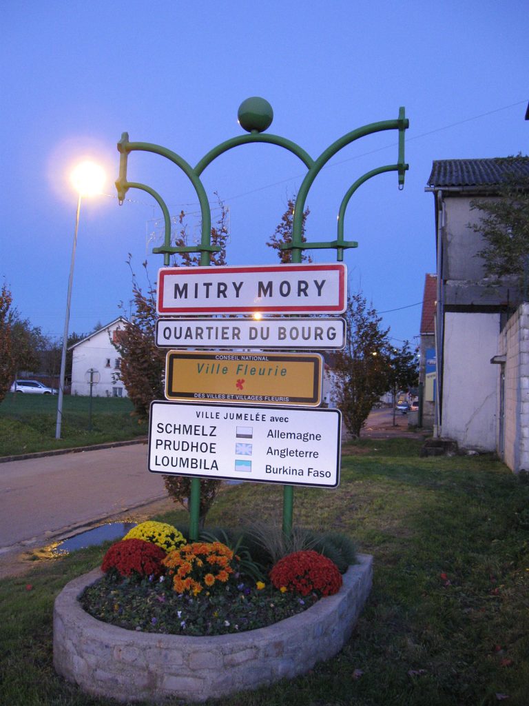 Panneau d'entrée de Mitry-Mory