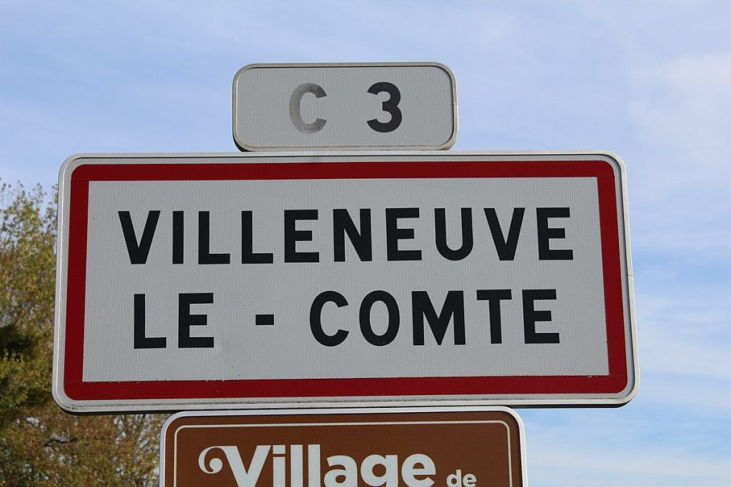 Panneau d'entrée de Villeneuve-le-Comte