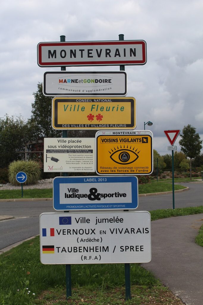 Panneau d'entrée de Montévrain