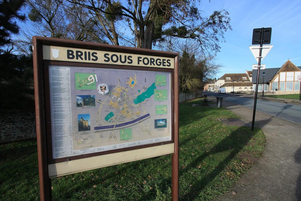 Panneau d'entrée de Briis-sous-Forges