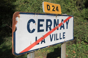 Panneau d'entrée de Cernay-la-Ville