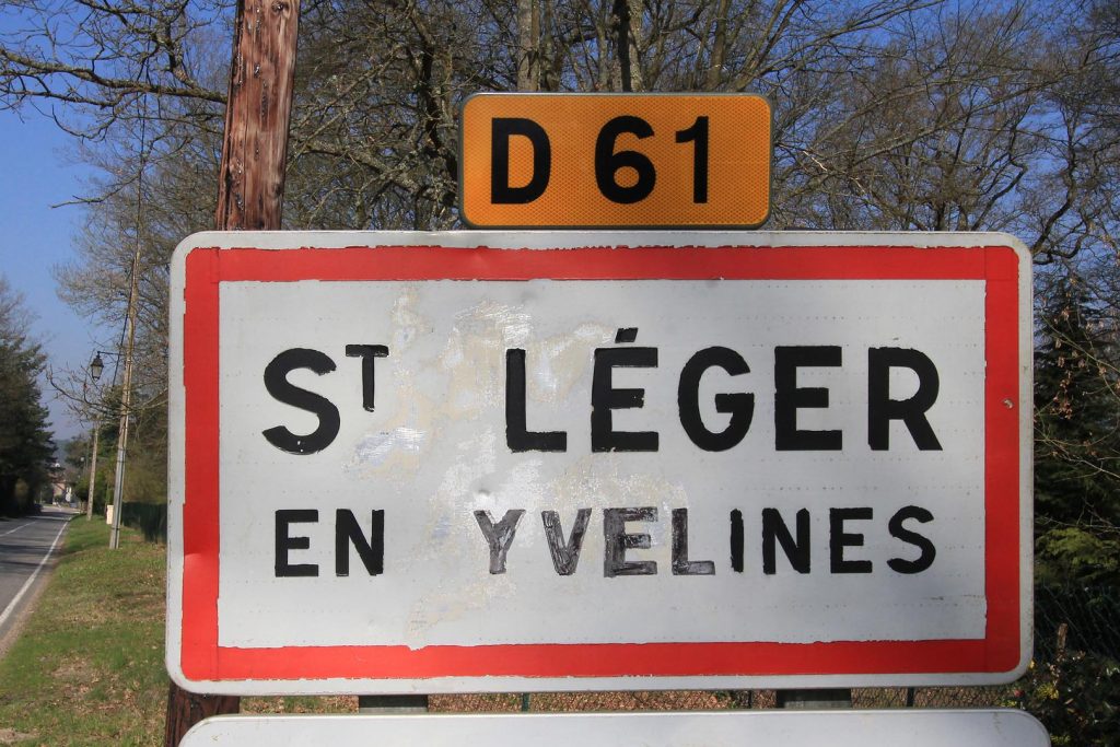 Panneau d'entrée de Saint-Léger-en-Yvelines