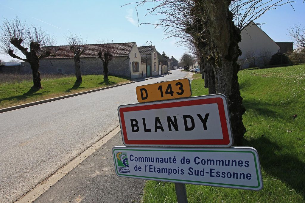 Panneau d'entrée de Blandy