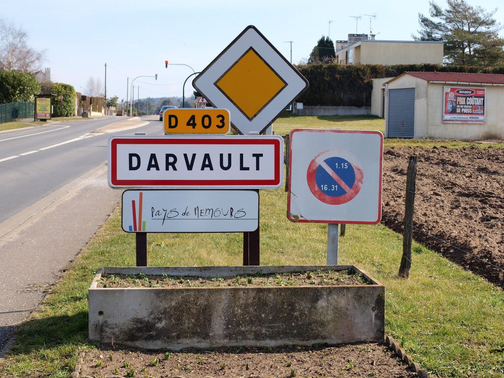 Panneau d'entrée de Darvault