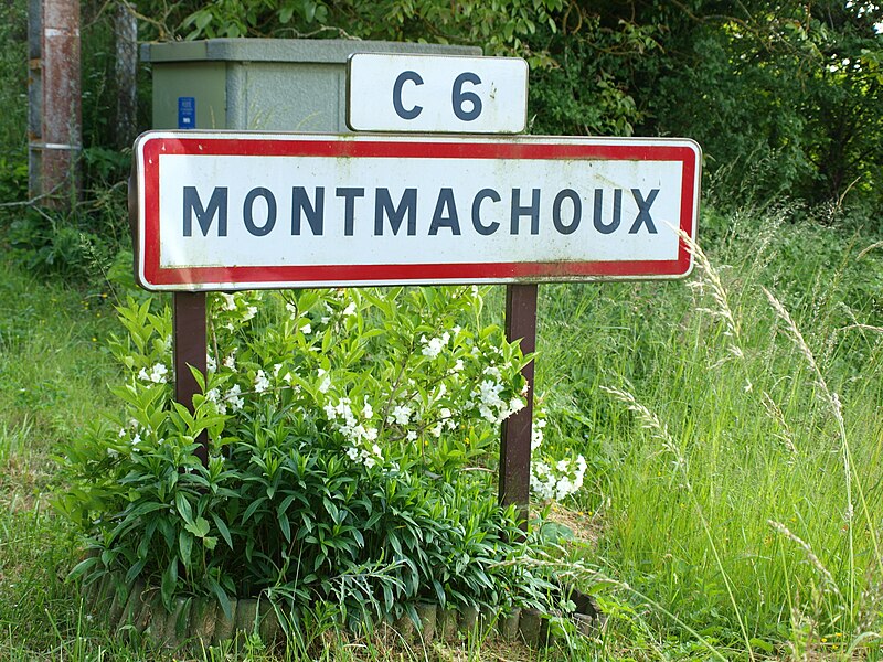 Panneau d'entrée de Montmachoux