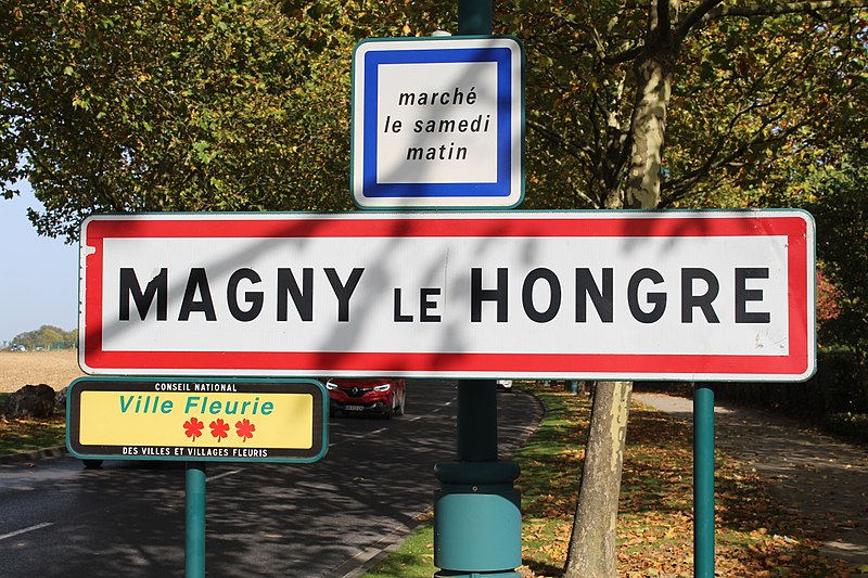 Panneau d'entrée de Magny-le-Hongre