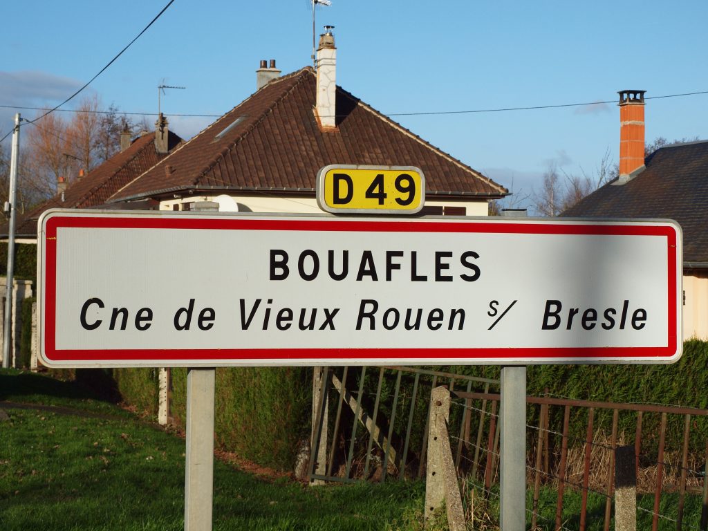 Panneau d'entrée de Bouafle