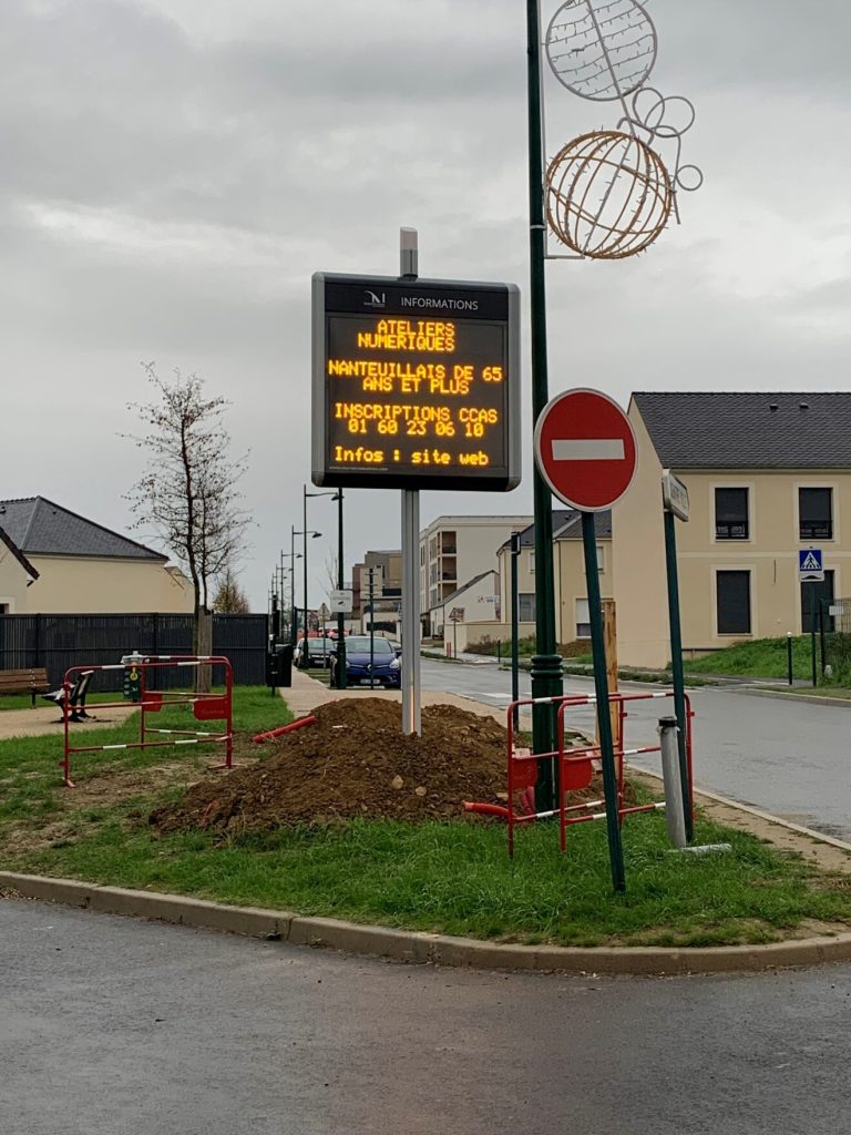 Panneau d'entrée de Nanteuil-lès-Meaux