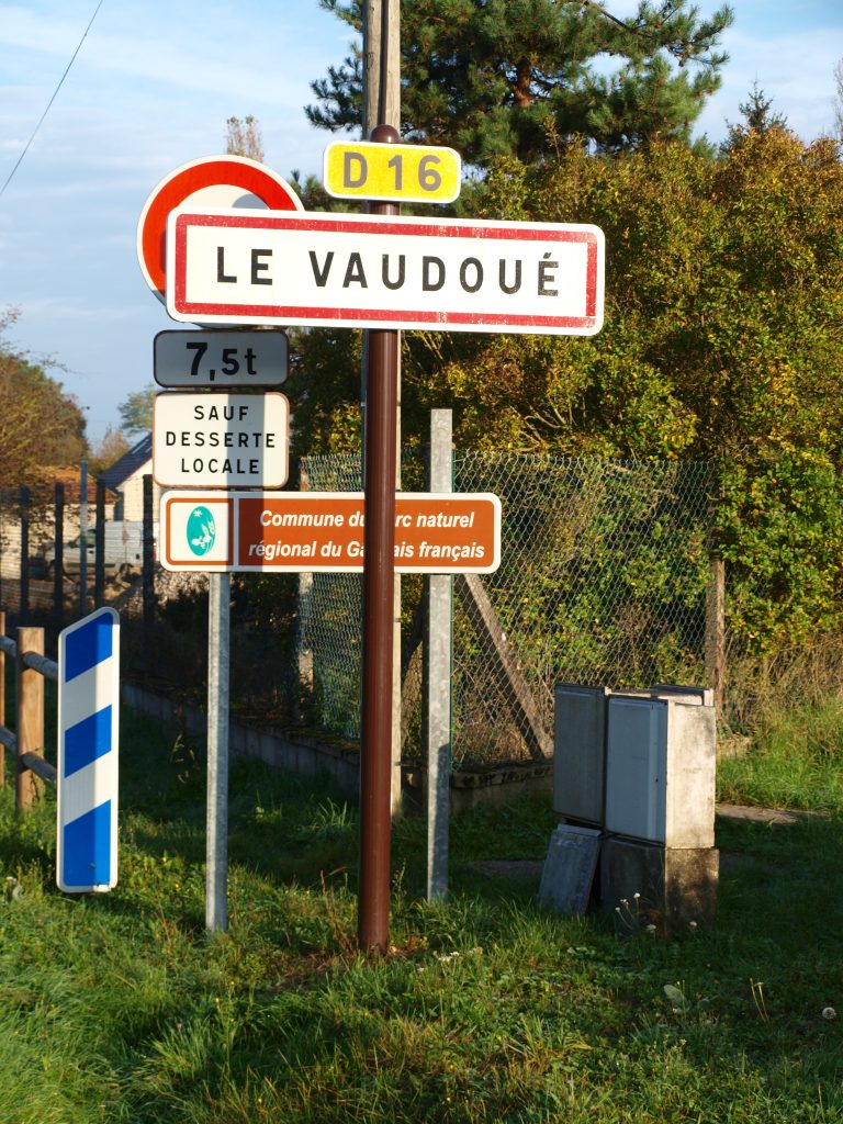 Panneau d'entrée de Le Vaudoué