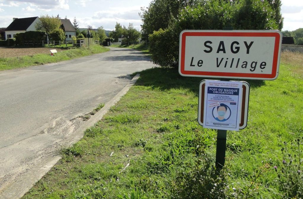 Panneau d'entrée de Sagy