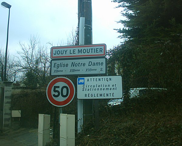 Panneau d'entrée de Jouy-le-Moutier