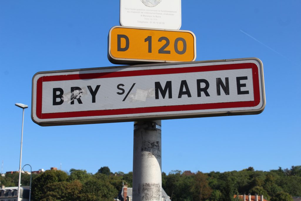 Panneau d'entrée de Méry-sur-Marne