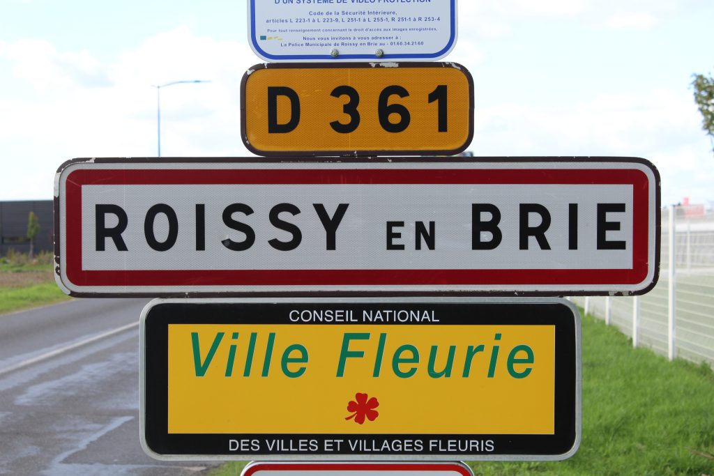 Panneau d'entrée de Roissy-en-Brie