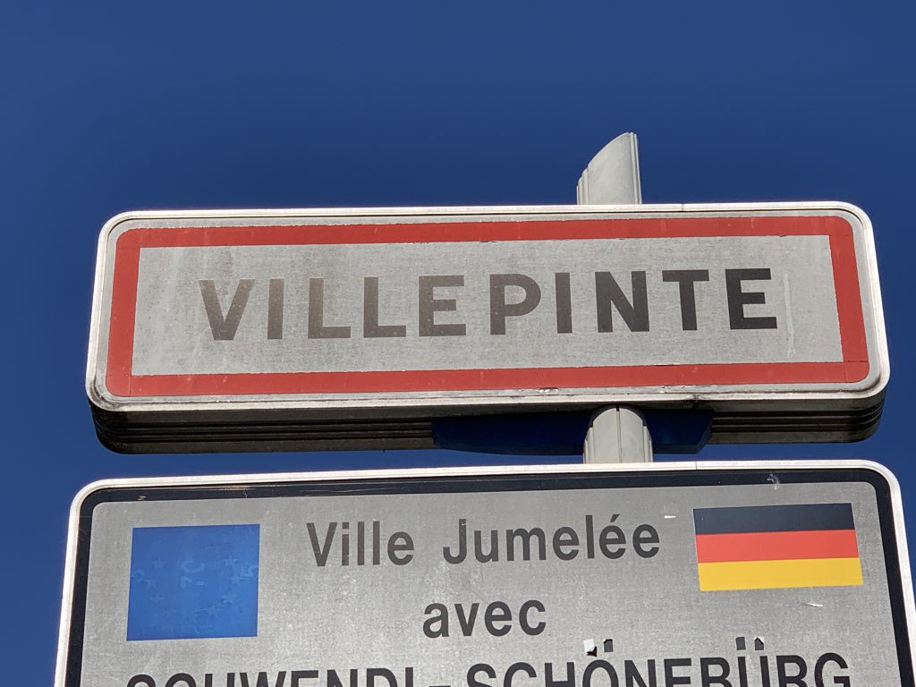 Panneau d'entrée de Villepinte