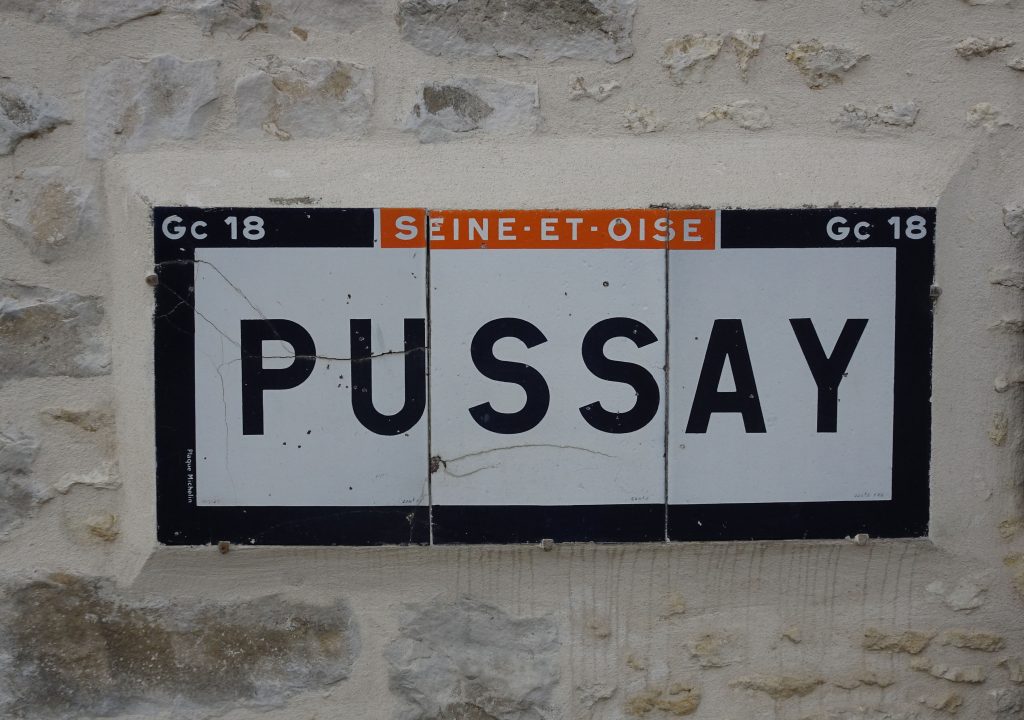 Panneau d'entrée de Pussay