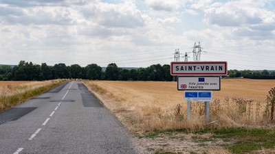 Panneau d'entrée de Saint-Vrain