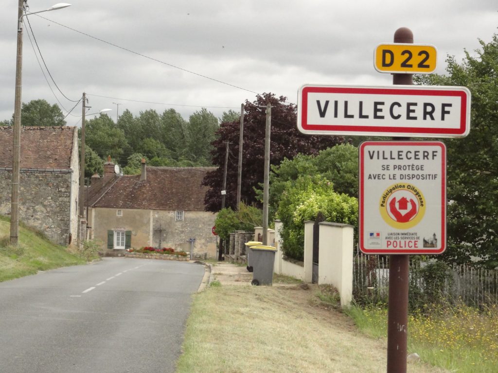 Panneau d'entrée de Villecerf