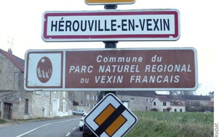 Panneau d'entrée de Hérouville-en-Vexin