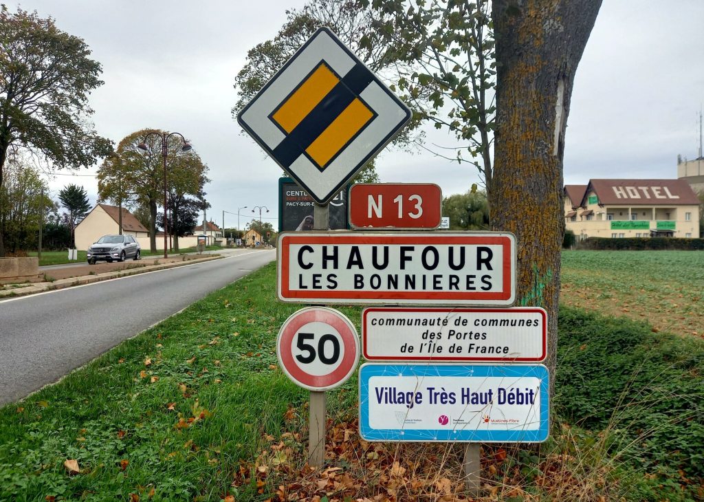 Panneau d'entrée de Chaufour-lès-Bonnières