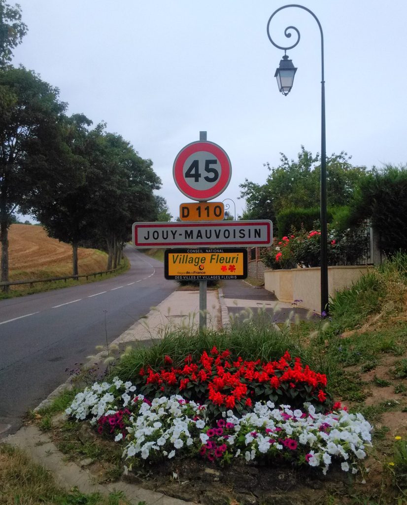 Panneau d'entrée de Jouy-Mauvoisin