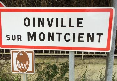 Panneau d'entrée de Oinville-sur-Montcient