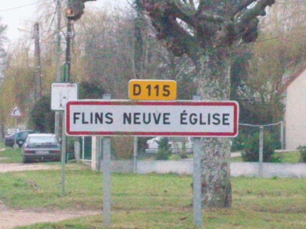 Panneau d'entrée de Flins-Neuve-Église