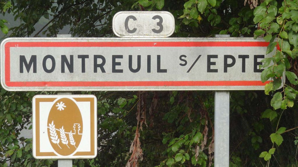 Panneau d'entrée de Montreuil-sur-Epte