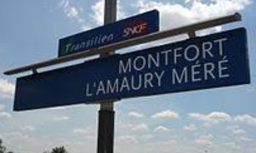 Panneau d'entrée de Montfort-l’Amaury