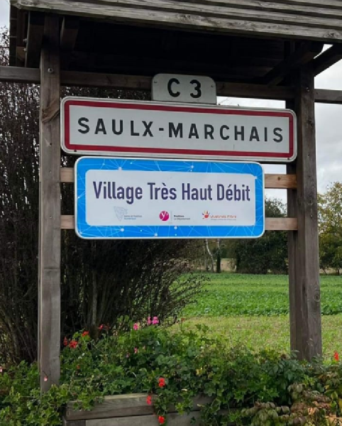 Panneau d'entrée de Saulx-Marchais